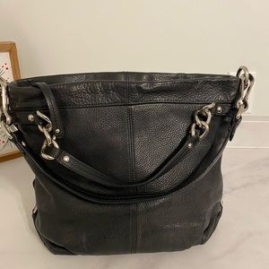 Coach purse , great condition.